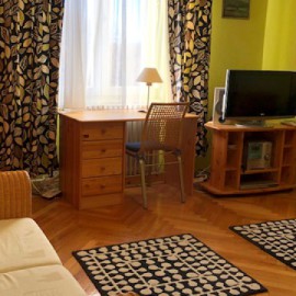 KIADÓ VILLÁNYI 28